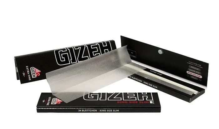 Feuilles GIZEH Black King Size Slim Extra Fine 107x44 mm feuilles à rouler ultrafines